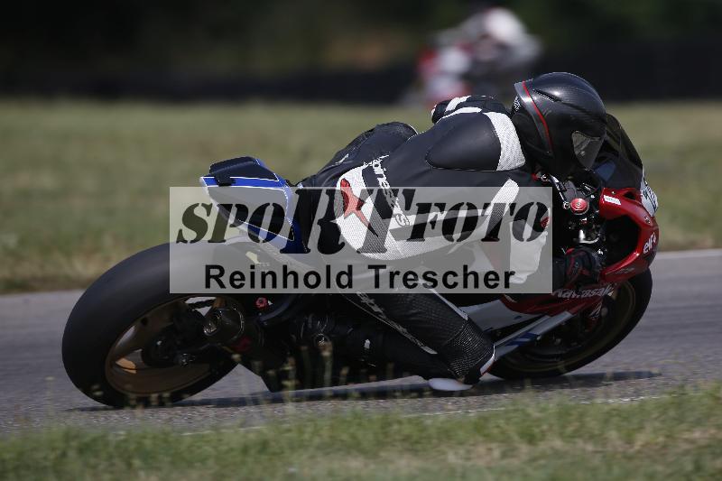 Archiv-2023/39 10.07.2023 Plüss Moto Sport ADR/Freies Fahren/backside